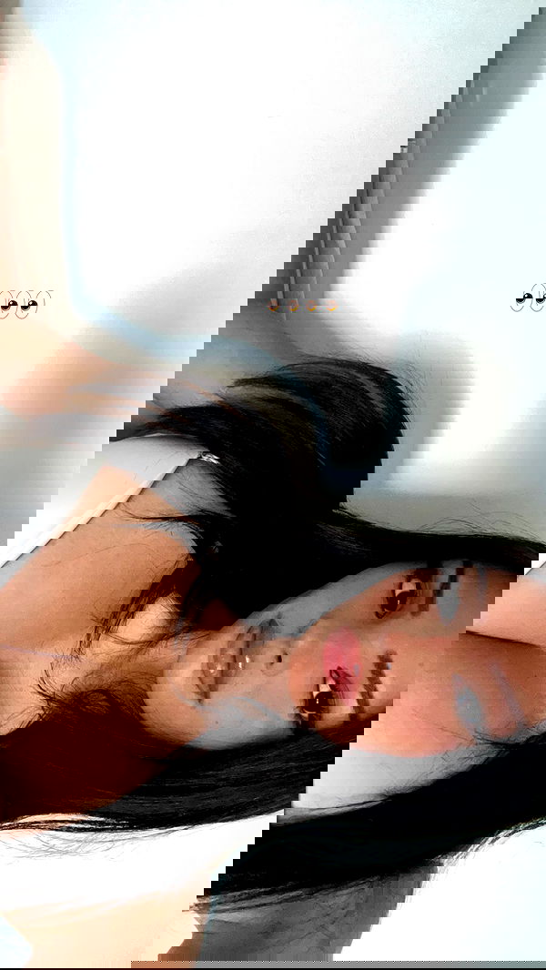 paula_valentina_gomez image ~ Altpins