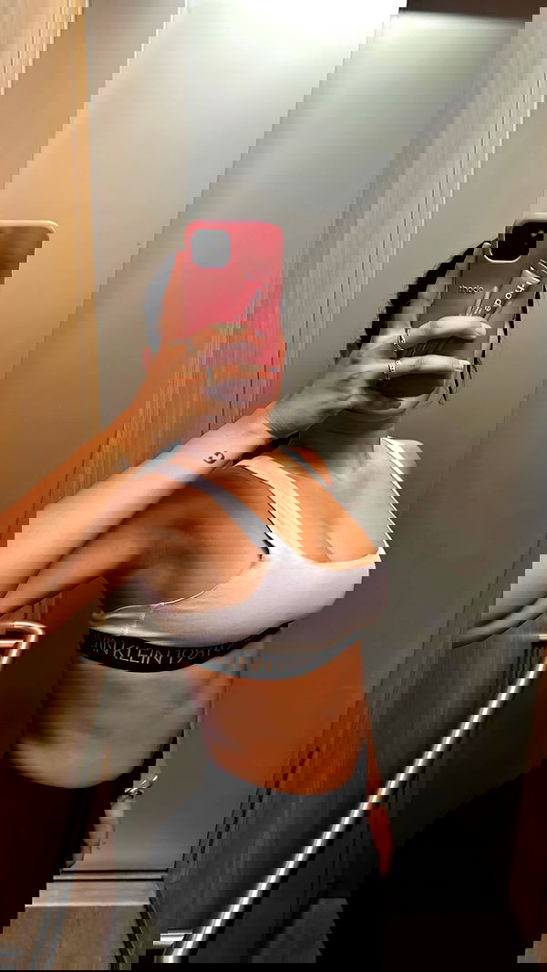 paula_valentina_gomez image ~ Altpins