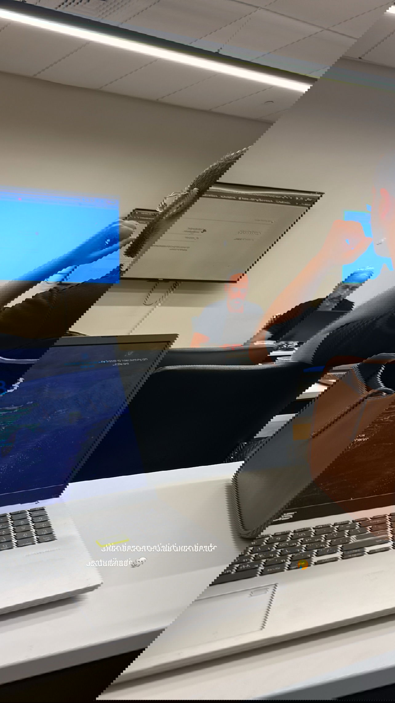 paula_valentina_gomez instagram image archive image