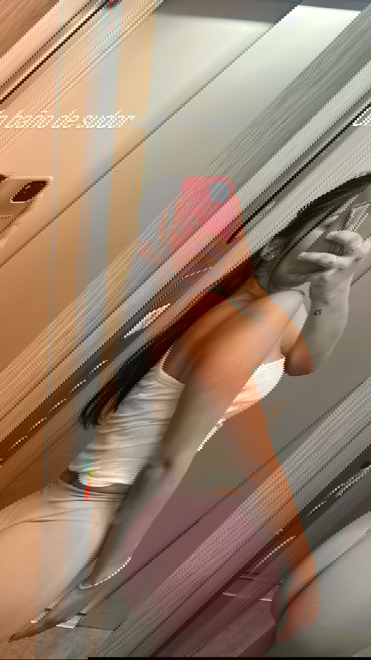 paula_valentina_gomez instagram image archive image