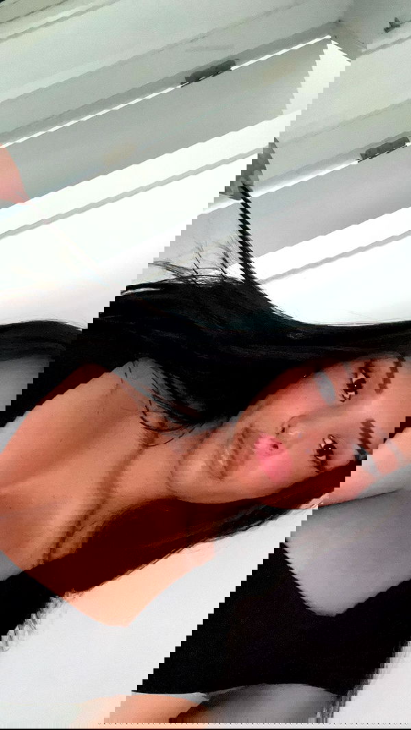 paula_valentina_gomez image ~ Altpins