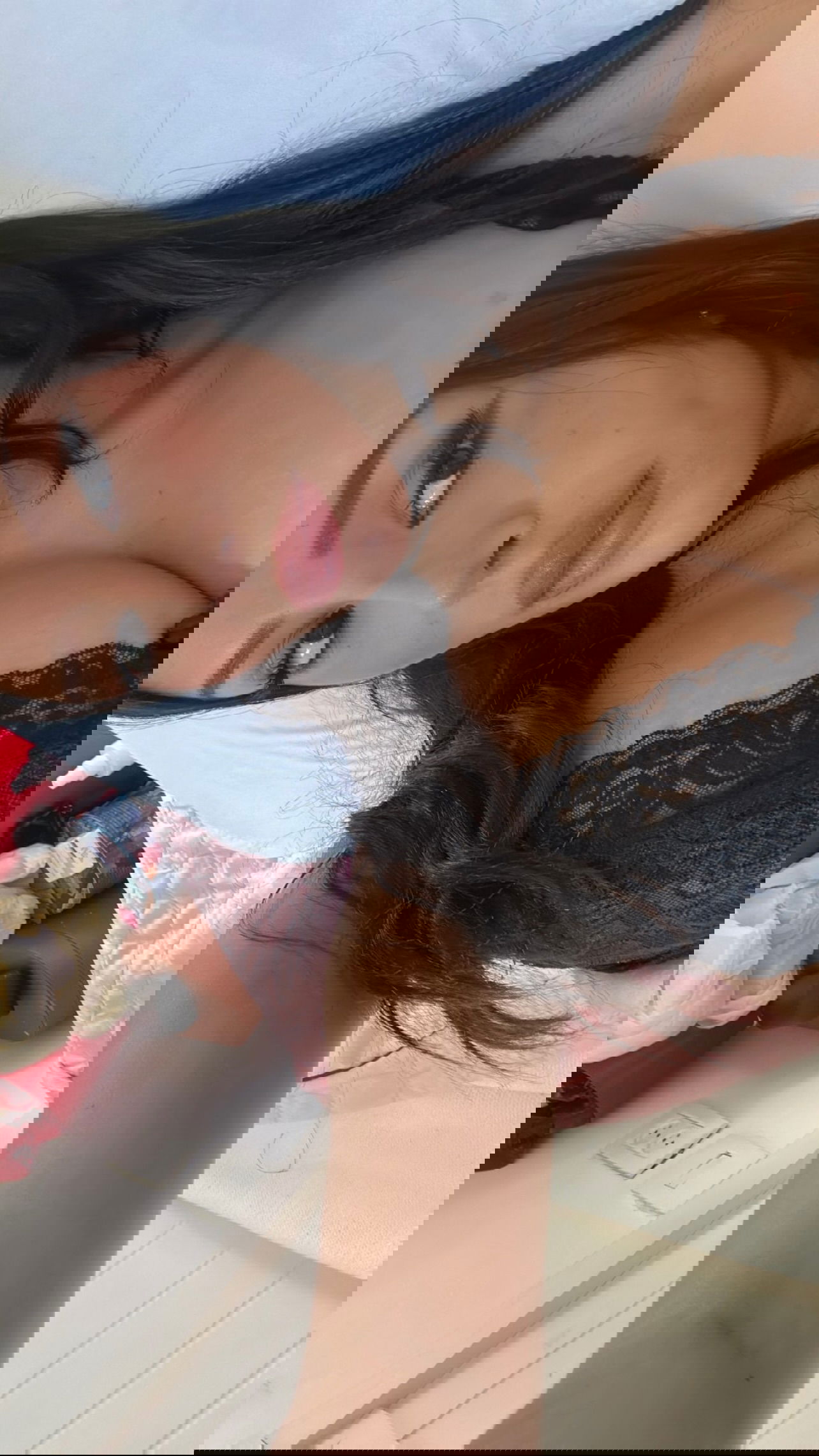 paula_valentina_gomez instagram image archive image