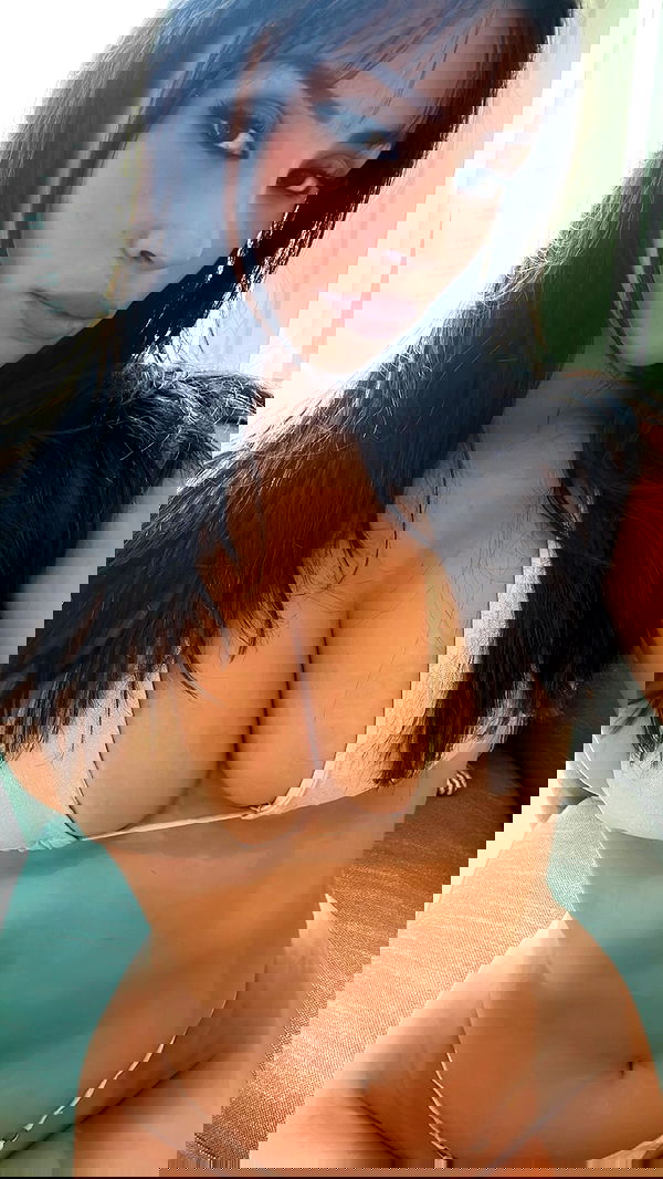 paula_valentina_gomez image ~ Altpins