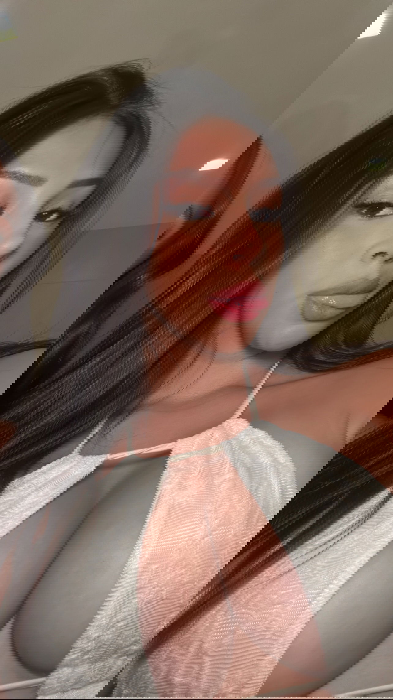 paula_valentina_gomez instagram image archive image