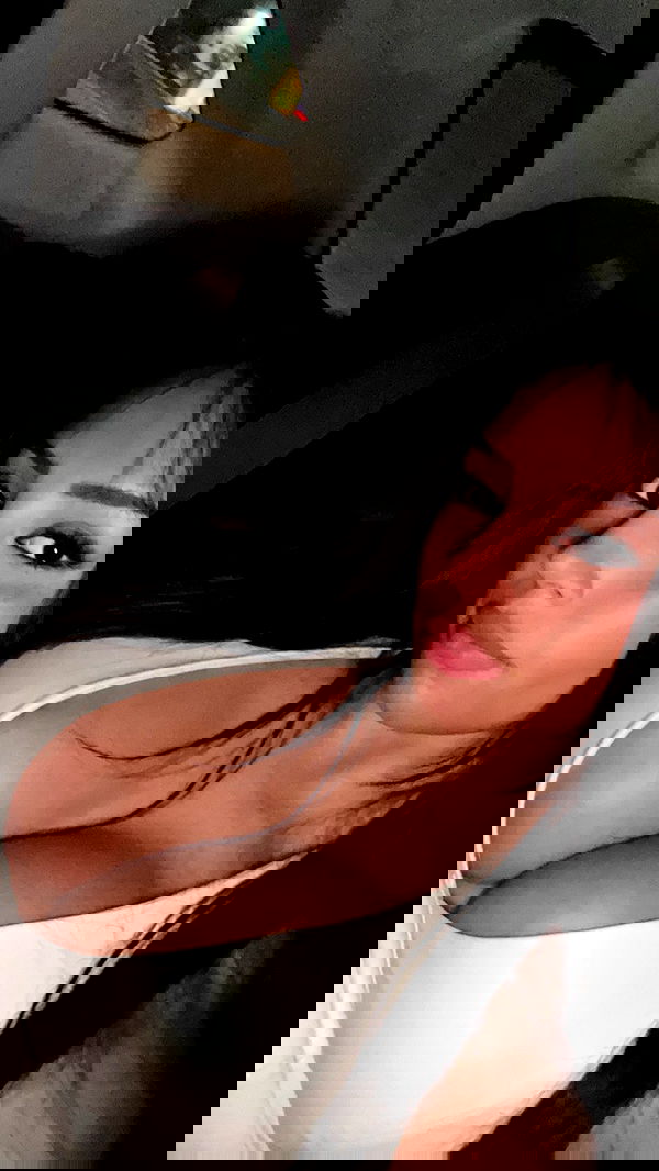 paula_valentina_gomez image ~ Altpins