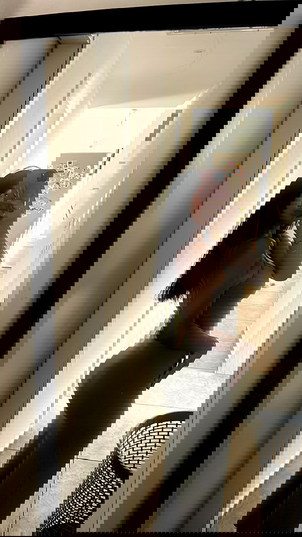 paula_valentina_gomez image ~ Altpins