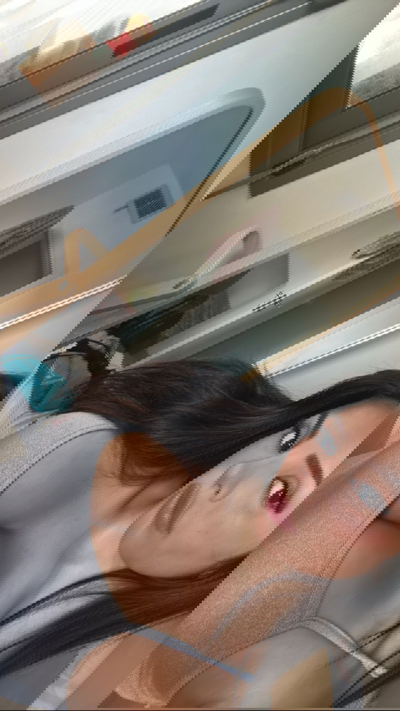 paula_valentina_gomez instagram image archive image