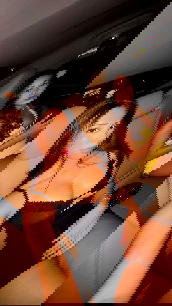 paula_valentina_gomez image ~ Altpins