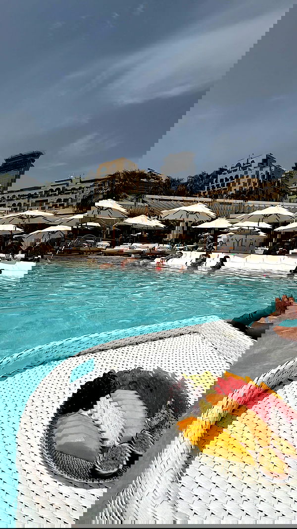 paula_valentina_gomez image ~ Altpins