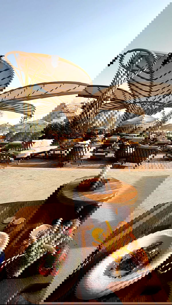 paula_valentina_gomez image ~ Altpins