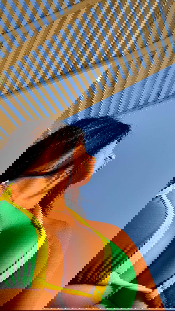 paula_valentina_gomez image ~ Altpins