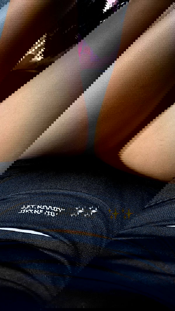 paula_valentina_gomez image ~ Altpins