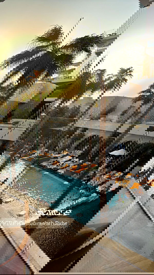 paula_valentina_gomez image ~ Altpins