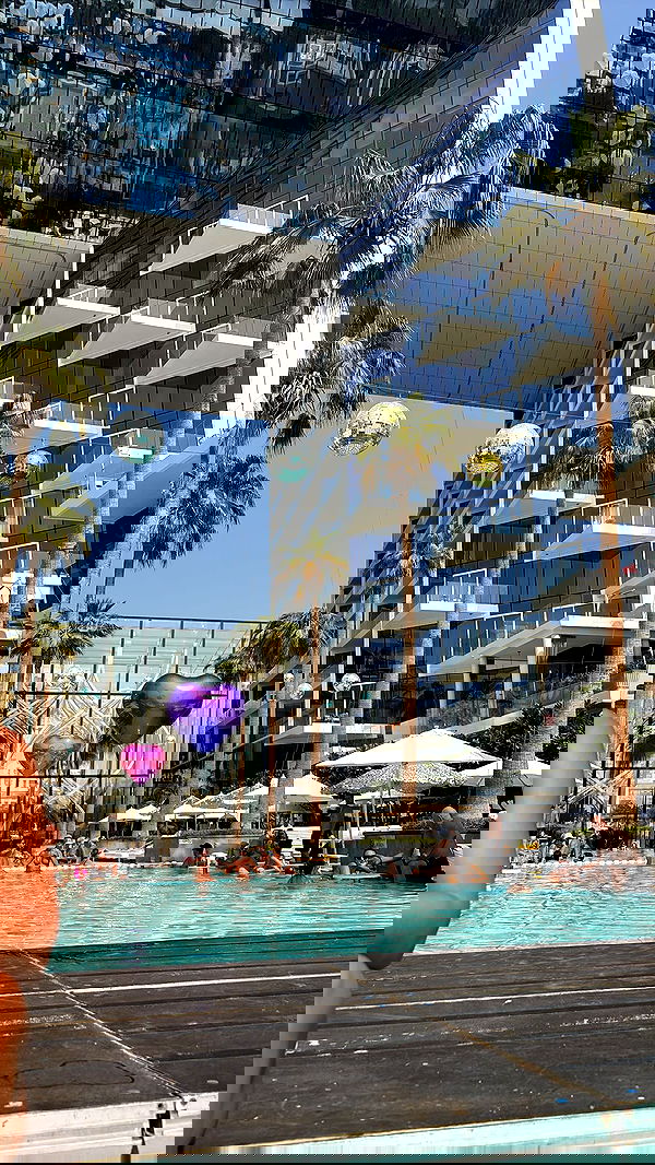 paula_valentina_gomez image ~ Altpins