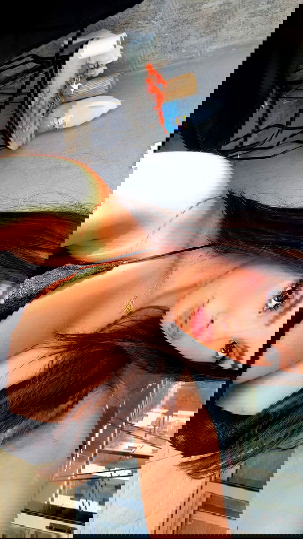 paula_valentina_gomez image ~ Altpins