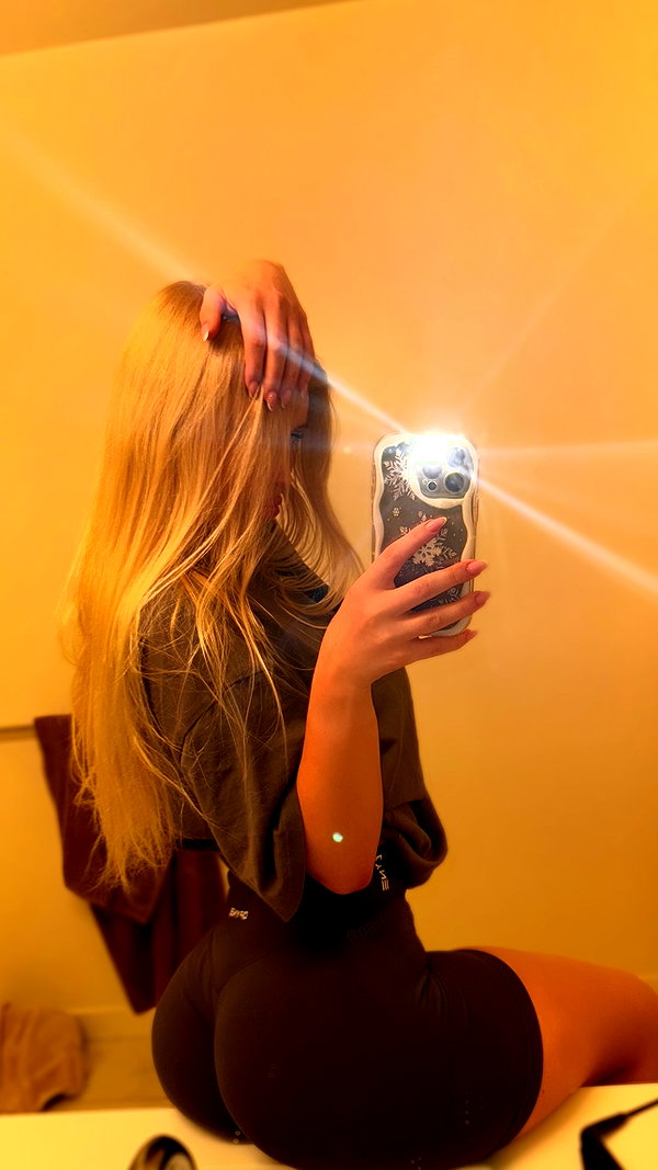 pavoxy instagram image archive image