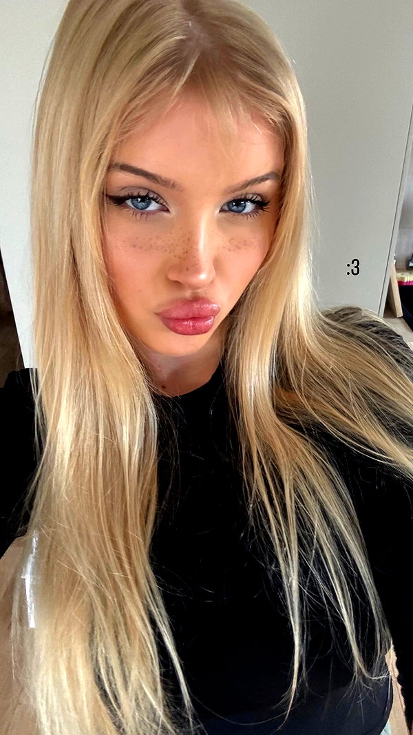 pavoxy instagram image archive image