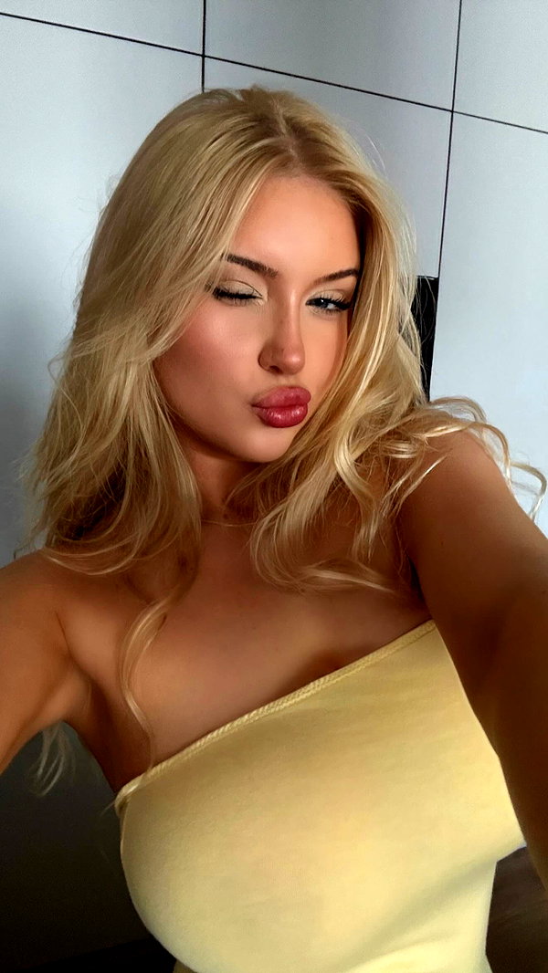 pavoxy instagram image archive image