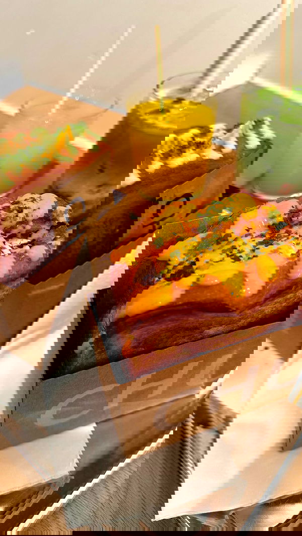 qiyokiuu qiyokiuu archive image