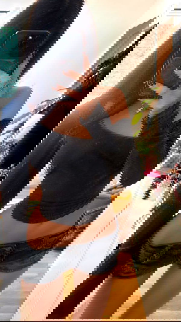 qiyokiuu qiyokiuu archive image