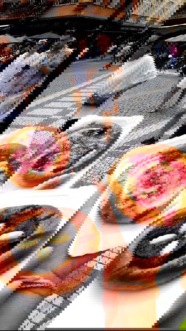 qiyokiuu qiyokiuu archive image