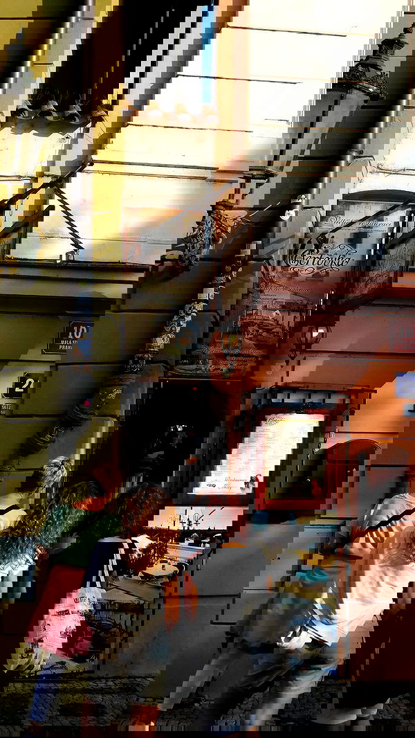 qiyokiuu qiyokiuu archive image