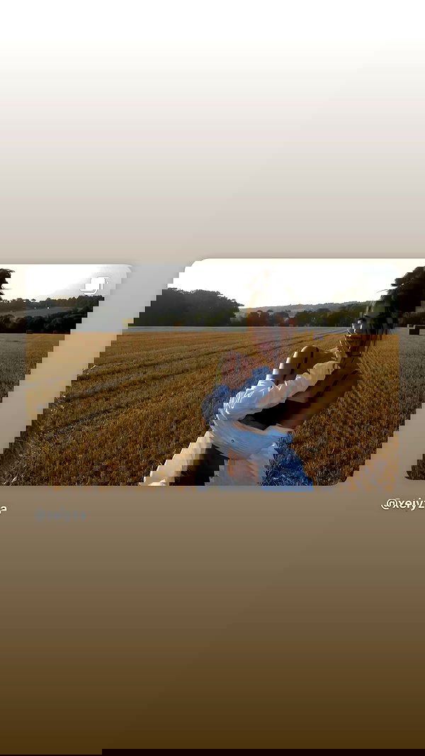 qiyokiuu qiyokiuu archive image