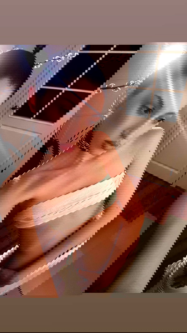 quincymood quincymood archive image