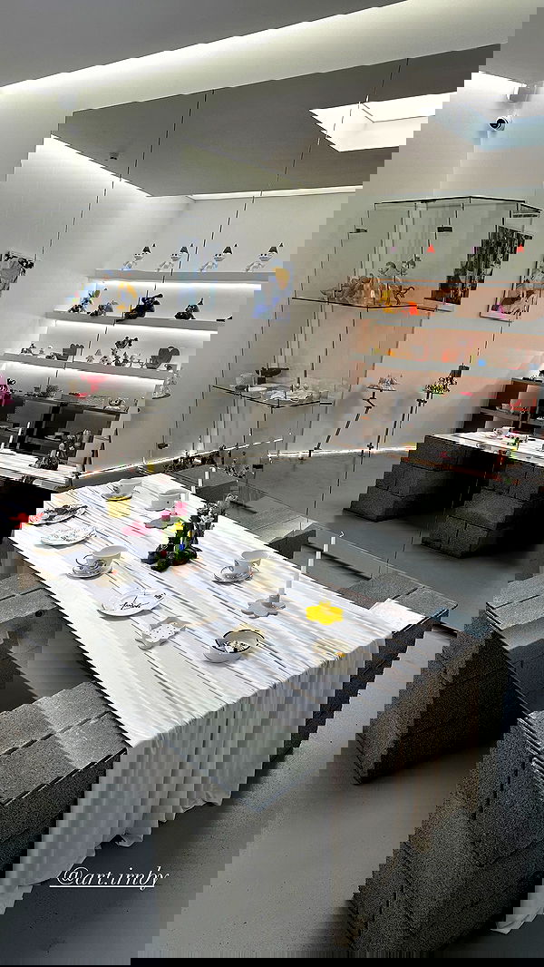 quincymood quincymood archive image