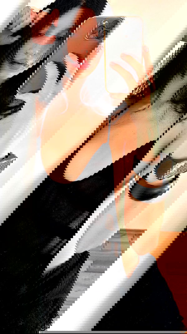 quincymood quincymood archive image