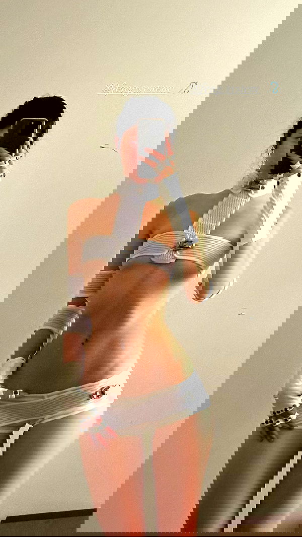 quincymood quincymood archive image