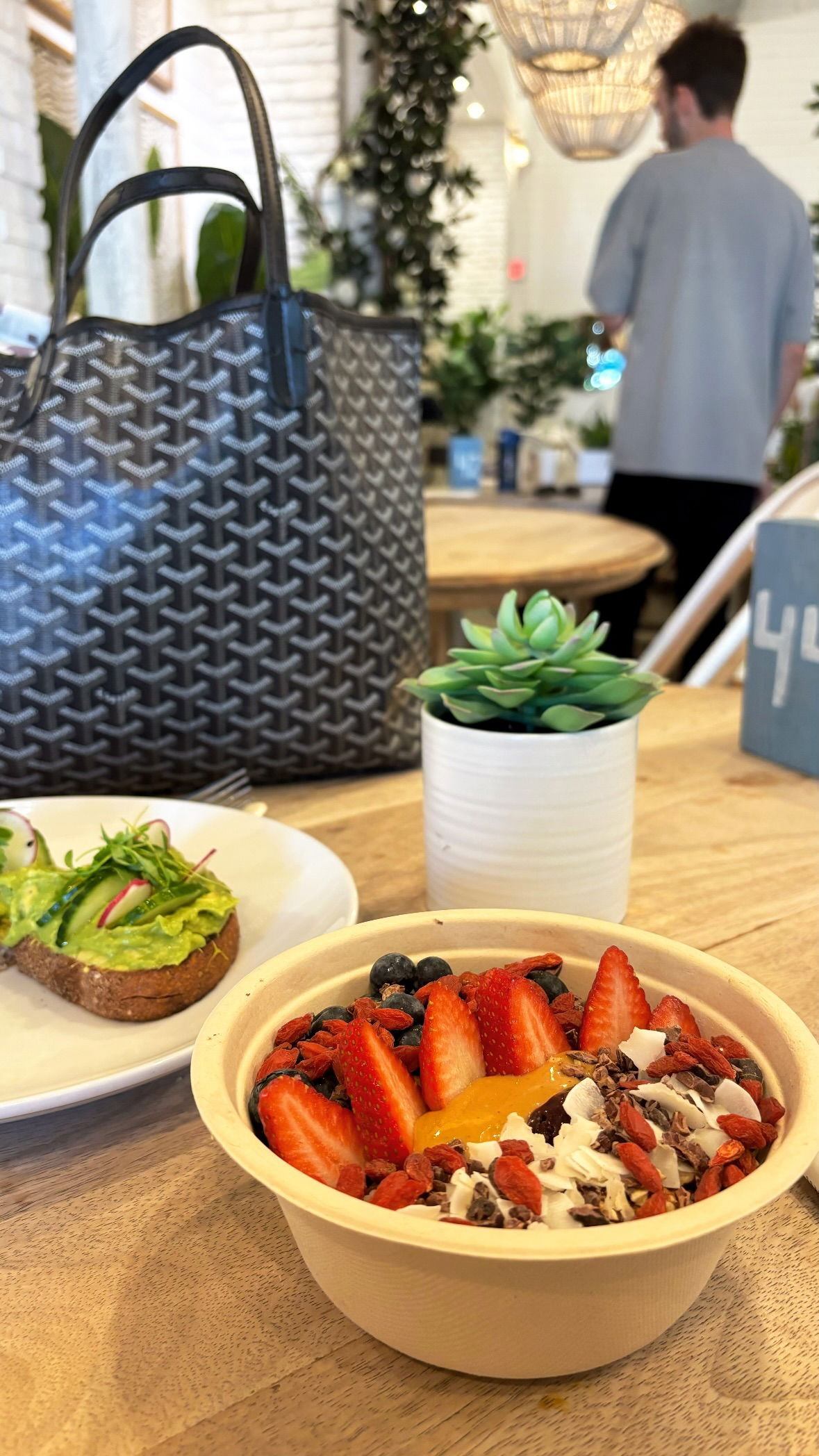 rchhhll instagram image archive image