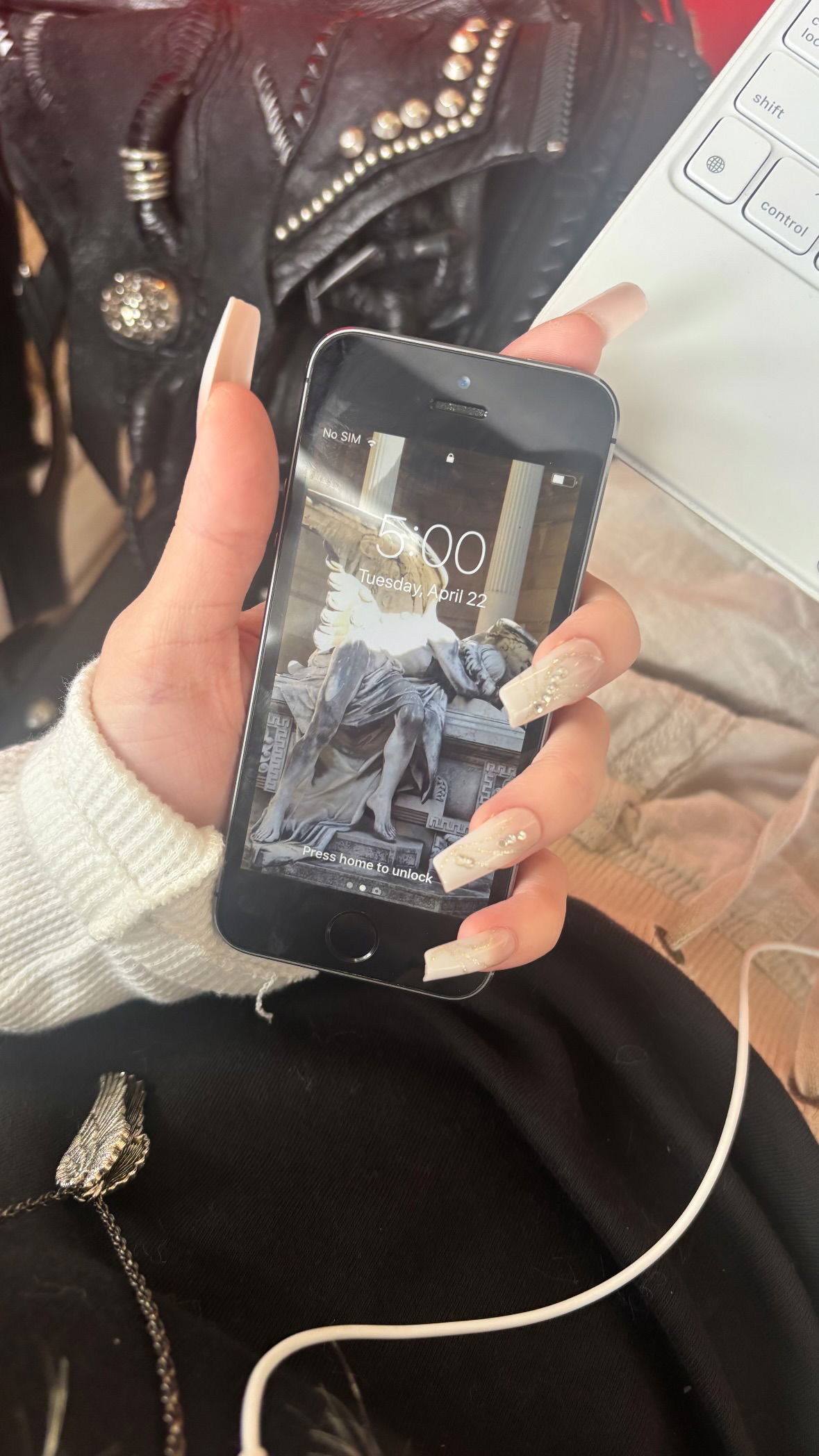 rchhhll instagram image archive image