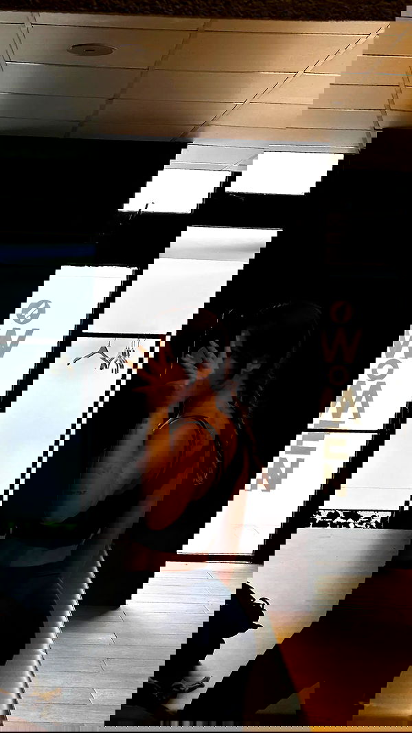 rebeccaschez rebeccaschez archive image