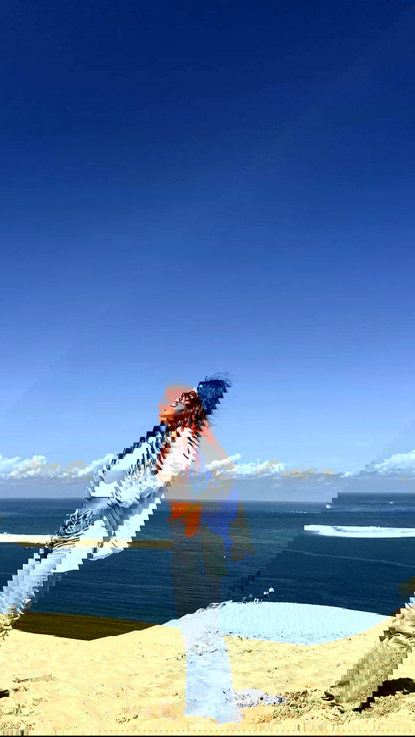 rebeccaschez rebeccaschez archive image