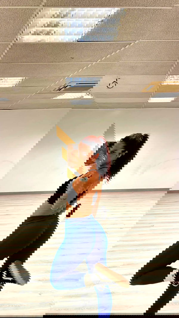 rebeccaschez rebeccaschez archive image