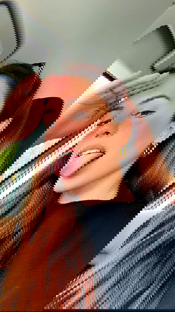 rebeccaschez rebeccaschez archive image