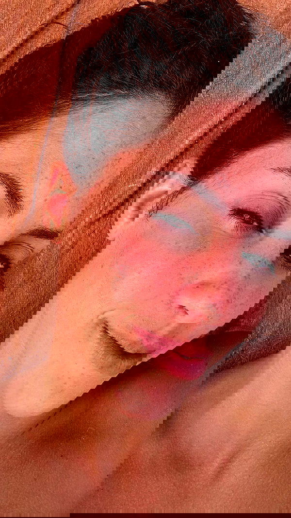 rebeccaschez rebeccaschez archive image