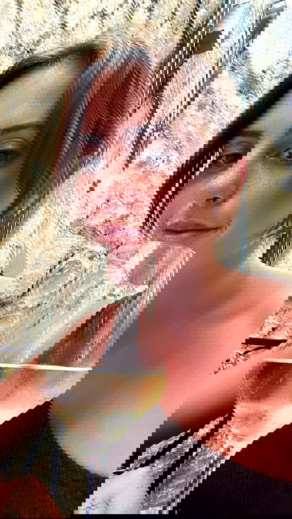 rebeccaschez rebeccaschez archive image