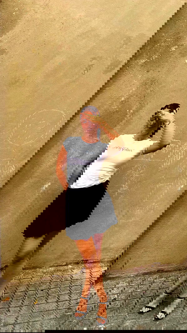 rebeccaschez rebeccaschez archive image