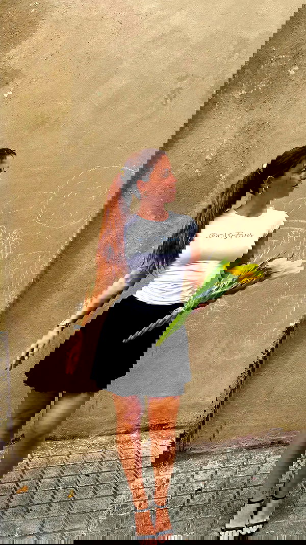 rebeccaschez rebeccaschez archive image