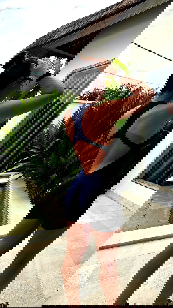 rebeccaschez rebeccaschez archive image