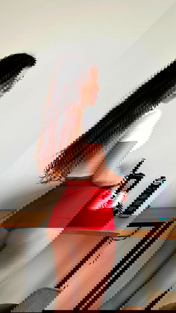 rebeccaschez rebeccaschez archive image