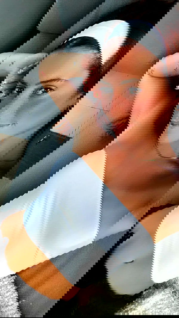 rebeccaschez rebeccaschez archive image