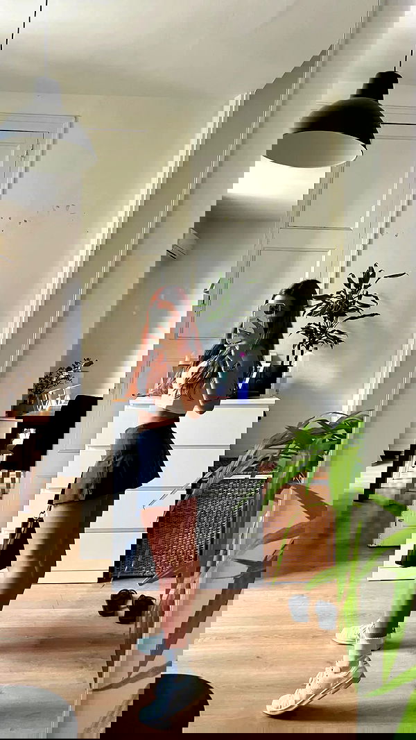 rebeccaschez rebeccaschez archive image