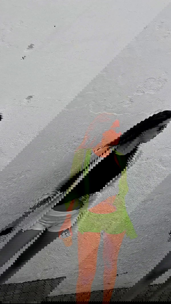 rebeccaschez rebeccaschez archive image