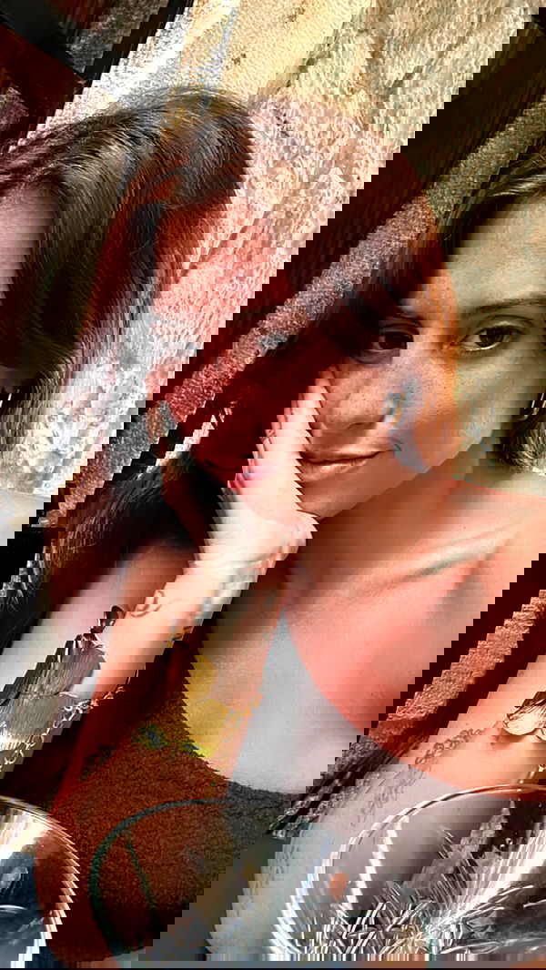 rebeccaschez rebeccaschez archive image