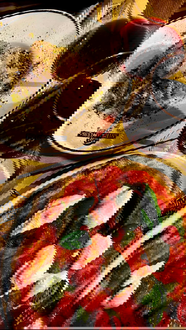 rebeccaschez rebeccaschez archive image