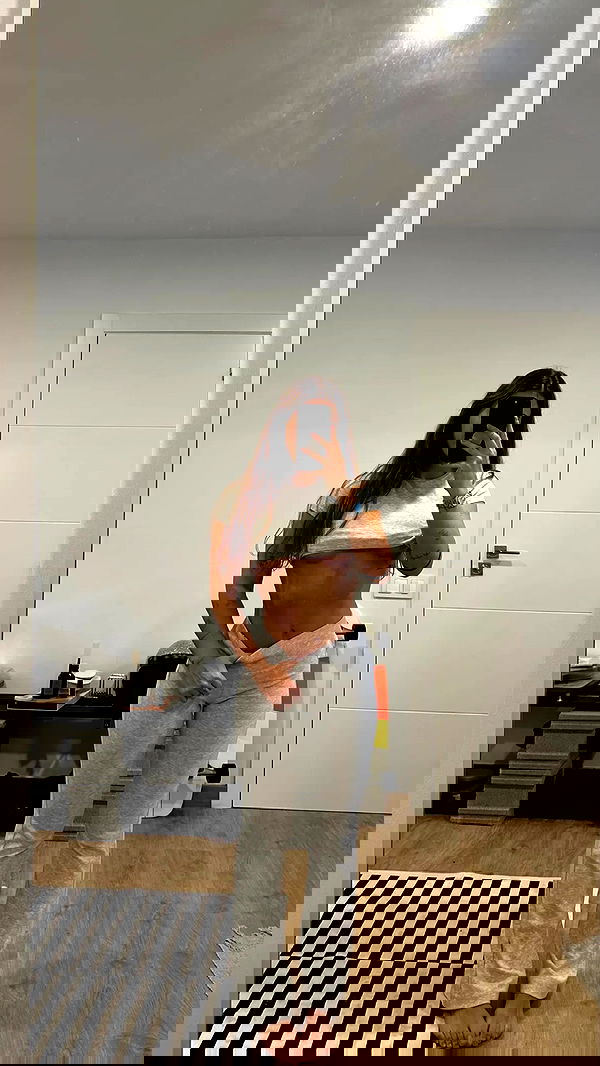 rebeccaschez rebeccaschez archive image