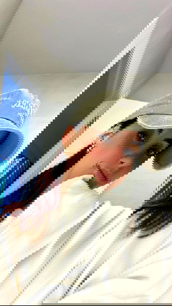 rebeccaschez rebeccaschez archive image